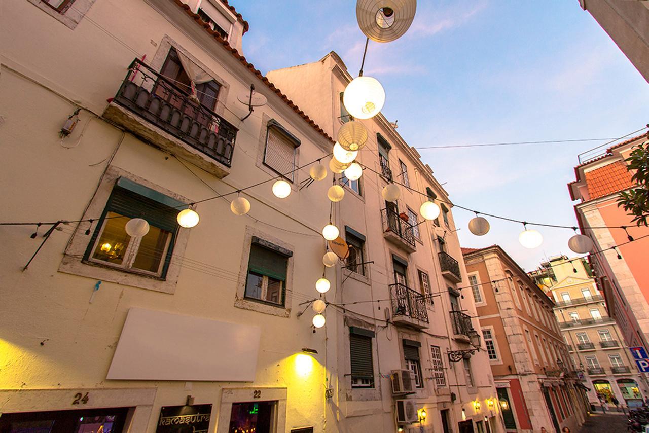 Bairro Alto Yellow By Homing Lisbon Exterior photo
