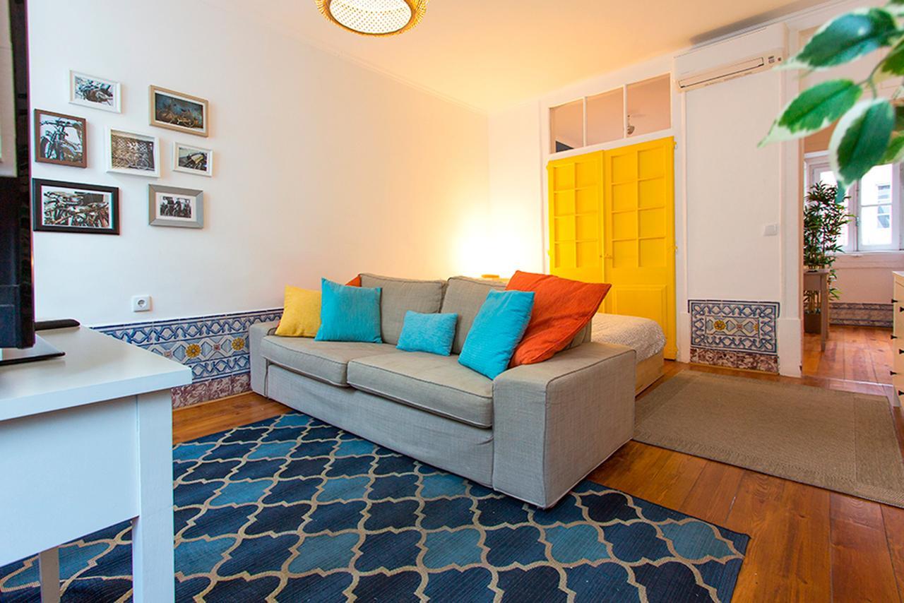 Bairro Alto Yellow By Homing Lisbon Exterior photo